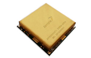 SWFS000060T表貼式25MHz~6GHz超寬帶低相噪小型頻率源